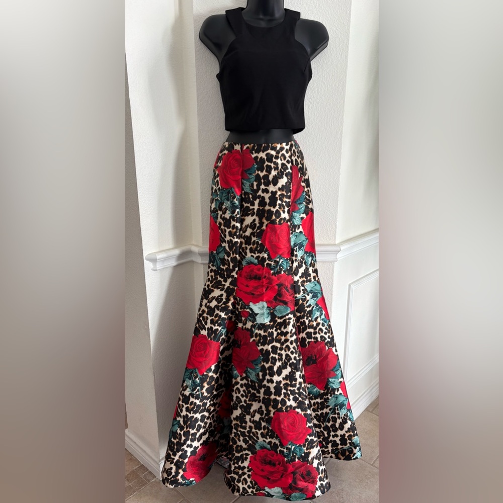 Windsor Two Piece Set